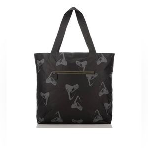 Aloha collection day tripper beach bag acacia swimwear Hawaii tote